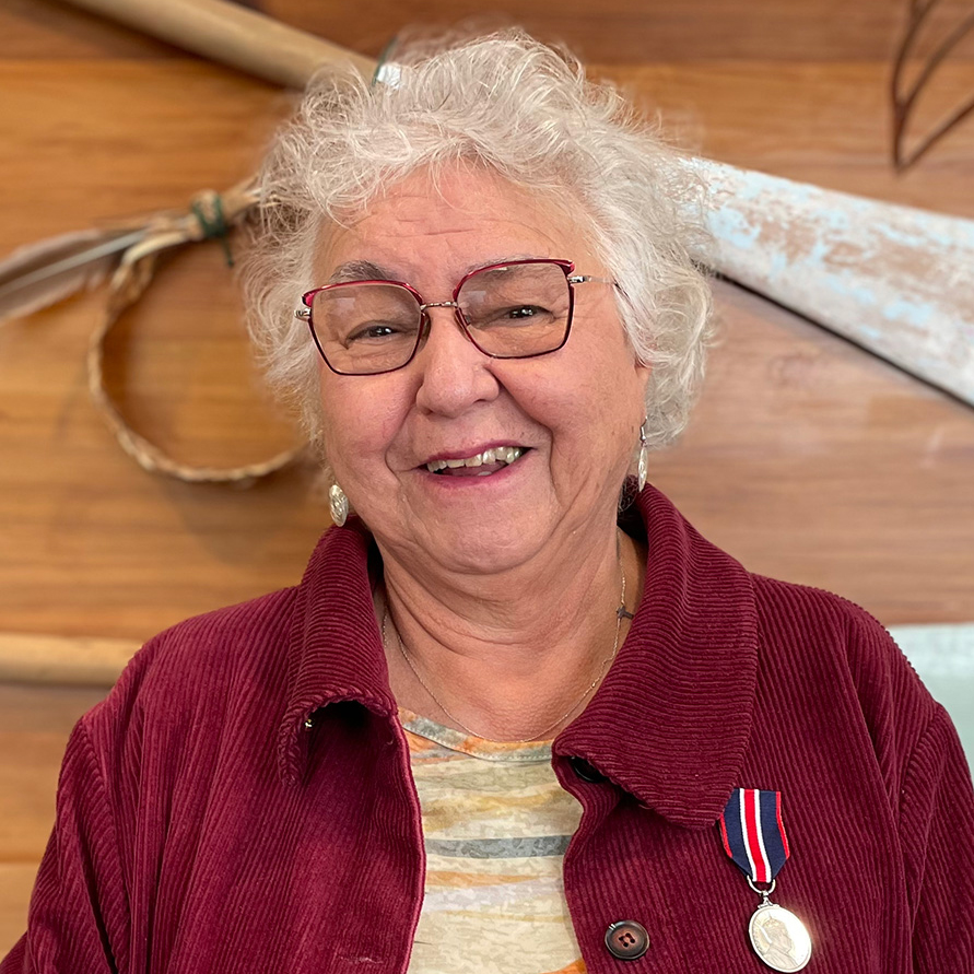 mavis-with-medal